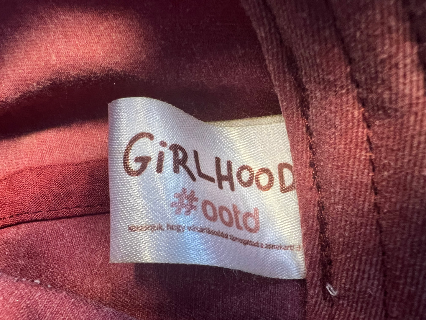 girlhood hímzett sapi
