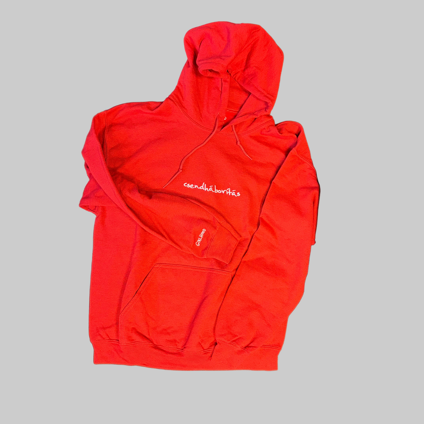 girlhood csendháborítás?! hímzett pulcsi